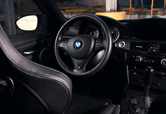 Dlaczego BMW serii 3 E90 okresowo świeci Active Cruise Control LED