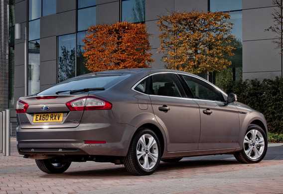 Is the alarm on the Ford Mondeo 4 in the case of sudden braking?