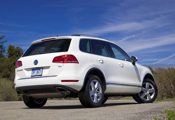 Side Assist features on Volkswagen Touareg II (NF)