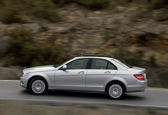 Niveles de seguridad PRE-SAFE en Mercedes-Benz C-Klasse (W204)