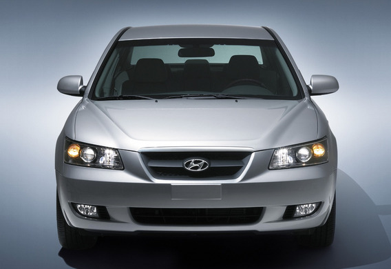 Entfernen der Nebelscheinwerfer auf der Hyundai Sonata NF