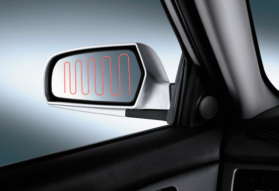 Warm the mirror with your hands. Installation of heating elements in rear-view mirrors