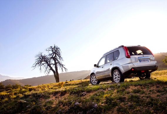 Nissan X-Trail II and its activation feature