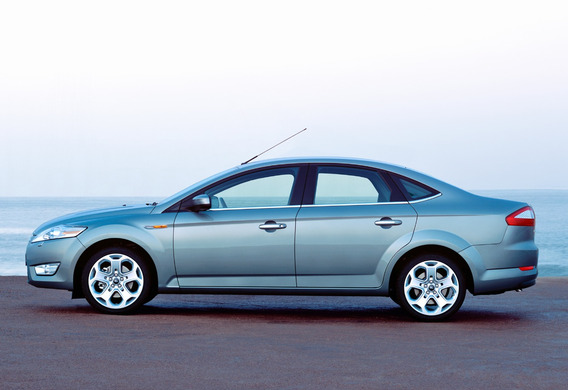Initiating the electric motor of the window-lift on the Ford Mondeo III