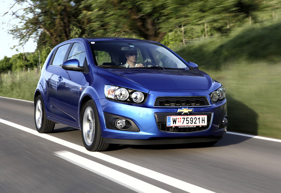 Come cambiare la lampada della PTF in Chevrolet Aveo 2?