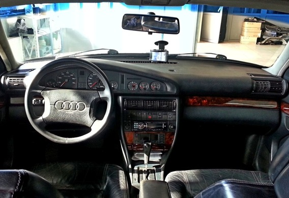 Einstellung des Kraftstoffpegelsensors auf Audi 100 C4