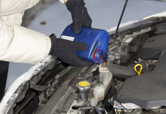 Replacing the coolant with the Lifan Solano