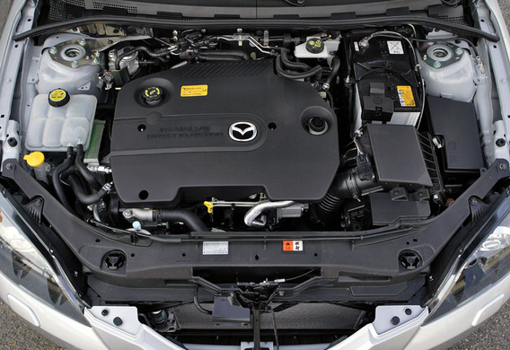 Removal and installation of the control oil valve (OCV) (L3) on Mazda 3