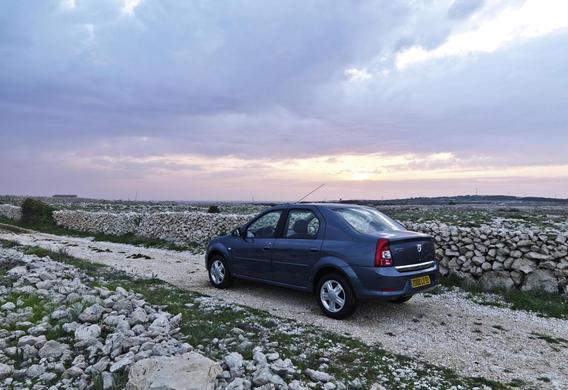 What do I do if Renault Logan stalls all the time?