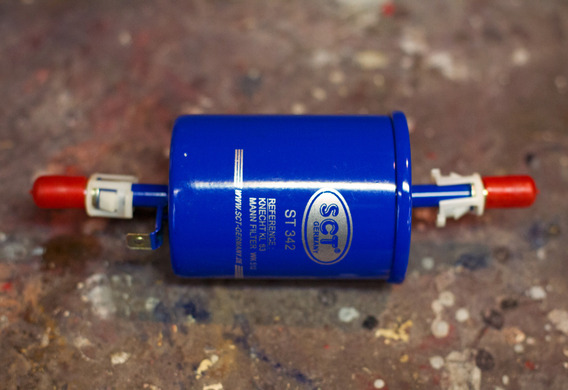 Sostituzione del filtro carburante a Chevrolet Cobalt