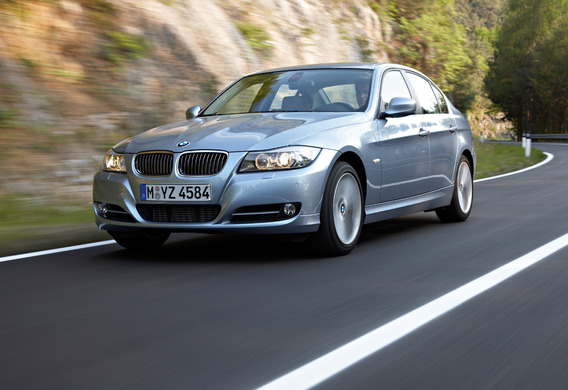 El motor de BMW 3 E90 vibró a velocidad ociosa