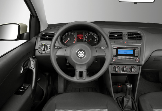 VW Polo Sedan steering wheel