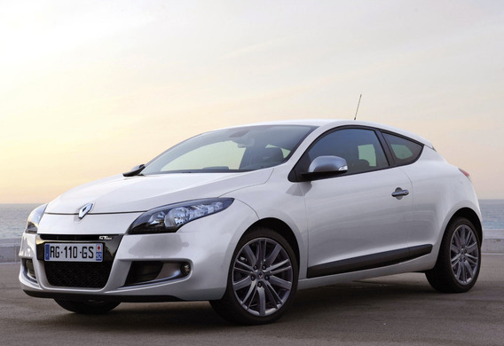 Why is the Renault Megane III changing its staff splits?