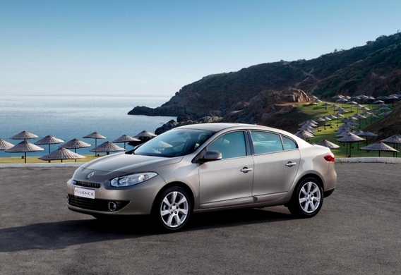 Replacing the Renault Fluting at Renault Fluence