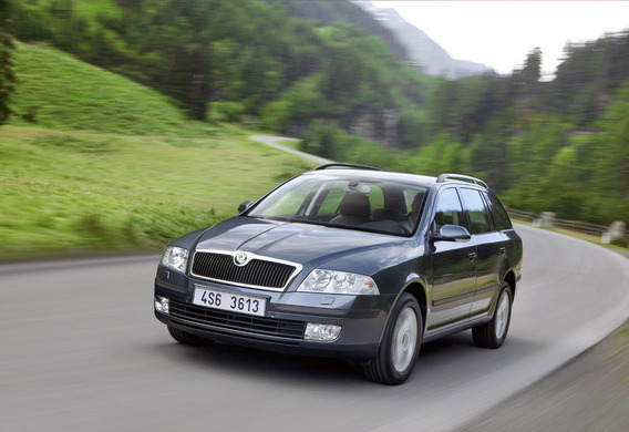 How much material is needed for Skoda Octavia's noise isolation