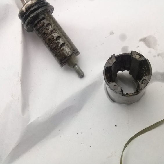 Les portes de la clé d'urgence Mercedes-Benz S-class (W221) ne fonctionnent pas