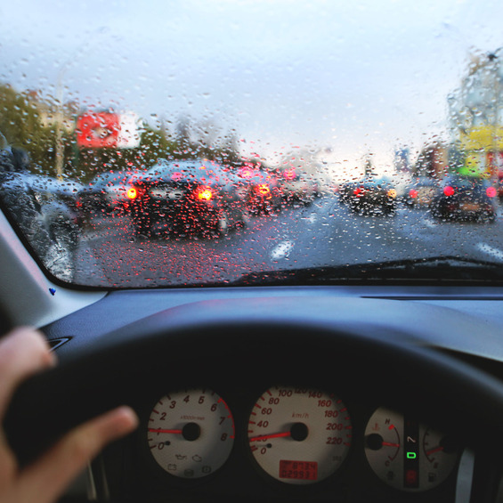 Pourquoi le verre dans la voiture est en sueur
