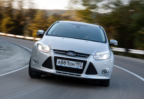 Installation of the security grid on the Ford Focus 3