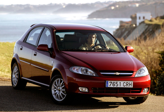 ¿Cómo cambio la trucha del Chevrolet de la Chevrolet Lactti?