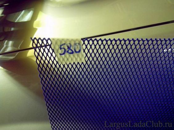 Installation of safety nets with Largus radiator without lifting the bumper