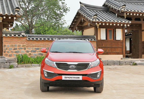 The Kia Sportage III bumpers