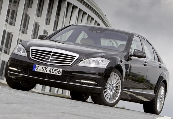 Isolamento acustico completo di Mercedes-Benz S - klassse (W221)