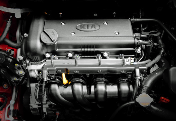 عندما يبدأ محرك KIA ريو III ، يتم سماع اشارة الصوت