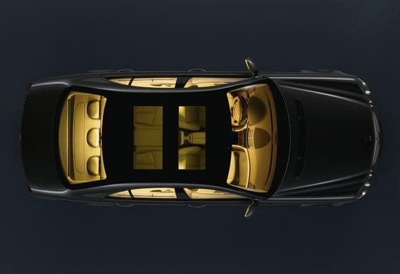 In which locations of the Mercedes E-Class (W211), creaks may arise