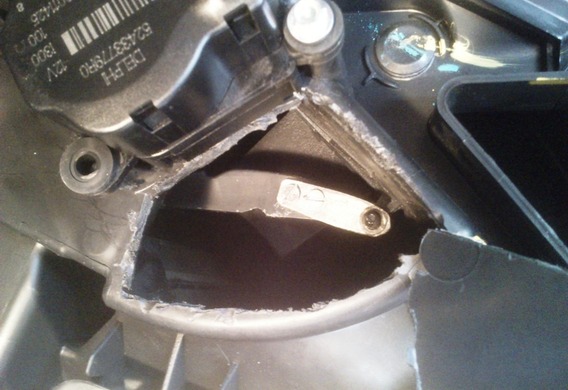Repair of a stove on Chevrolet Cruz.