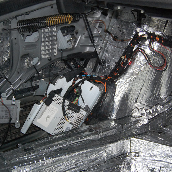 Isolamento acustico completo di Mercedes-Benz S - klassse (W221)