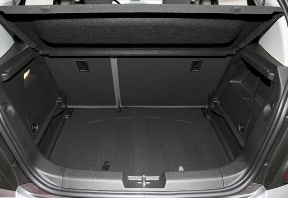 How do I remove the plastic shelf behind the back seats of Chevrolet Aveo 2?