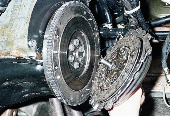 How to determine that the clutch is engaged and how to repair