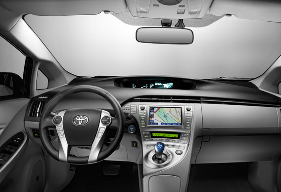 Sprawdź i wymień olej w walizce Toyota Prius