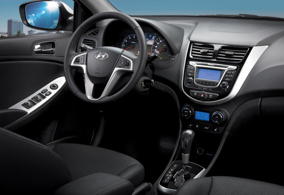 The ACPR selector moves with a significant effort on Hyundai Solaris
